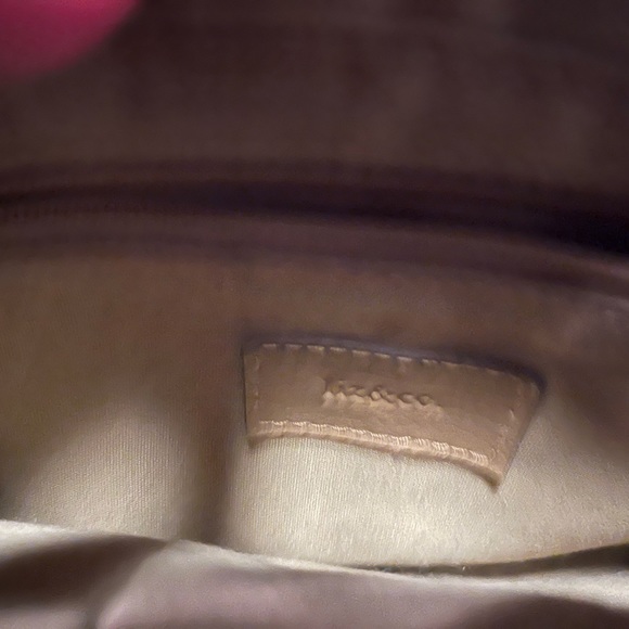 Liz & Co. tan purse - Picture 5 of 5